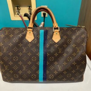 Louis Vuitton Speedy 40 mon monogram ACJ painted over